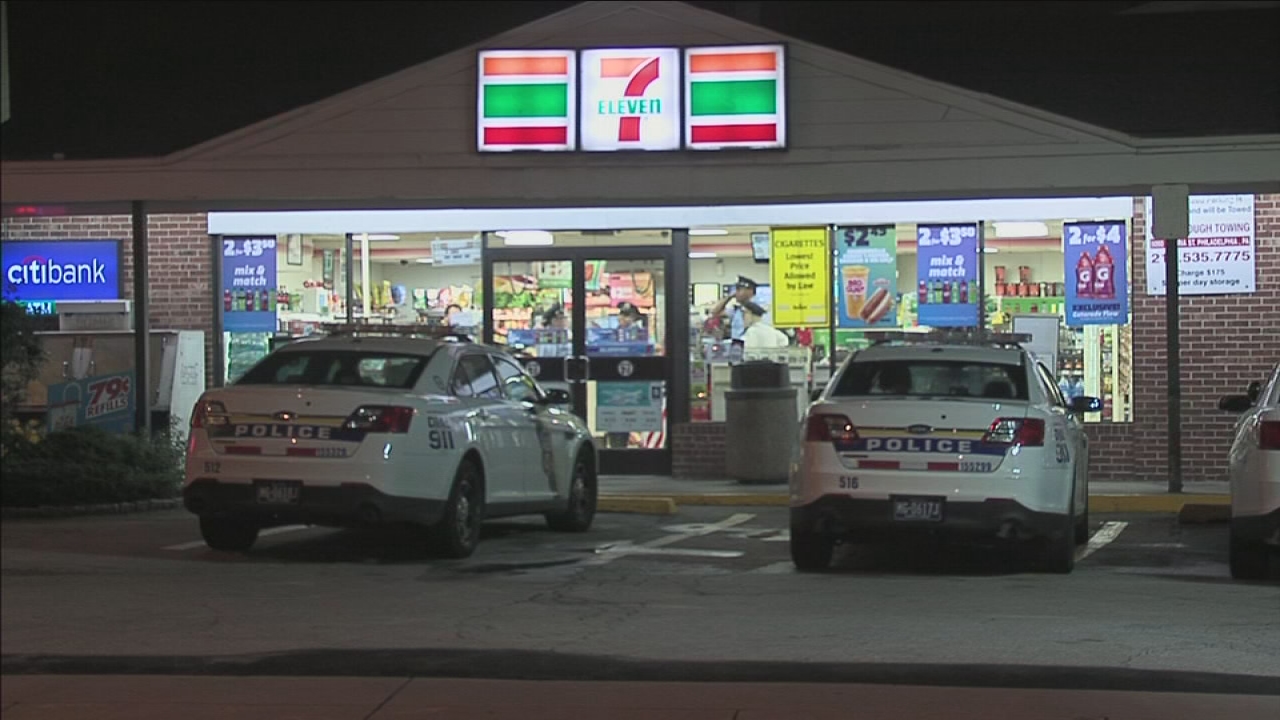 7-Eleven robbed in Roxborough
