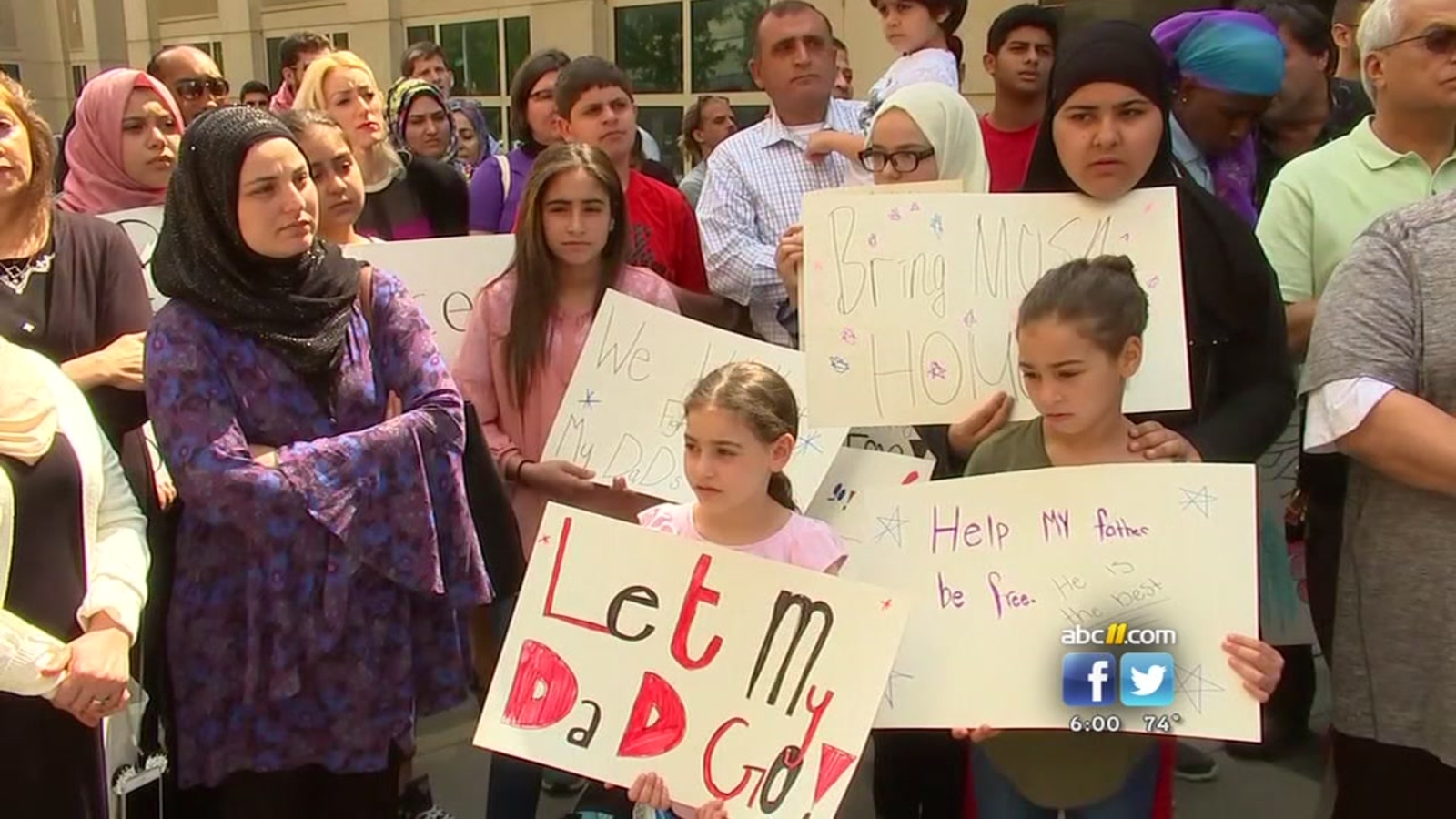 Supporters rally for Raleigh father detained by ICE - ABC11 Raleigh-Durham