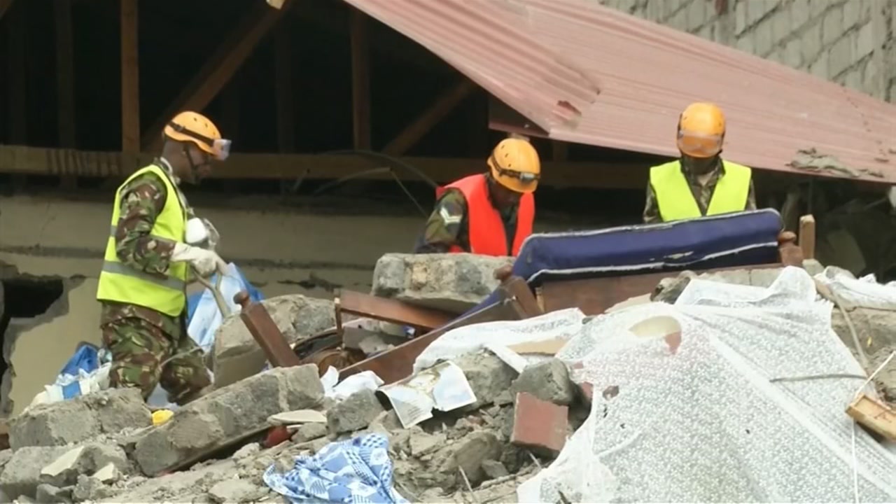 10 people missing in Kenyan building collapse