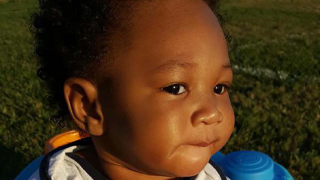 10-month-old boy shot and killed during walk with father in SW Houston