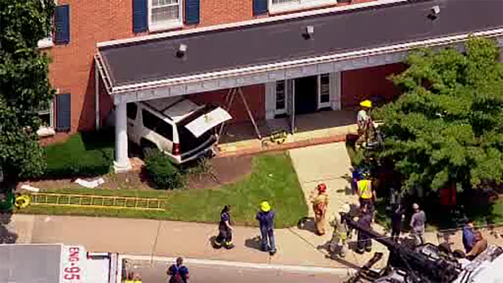 Car slams into New Jersey office building