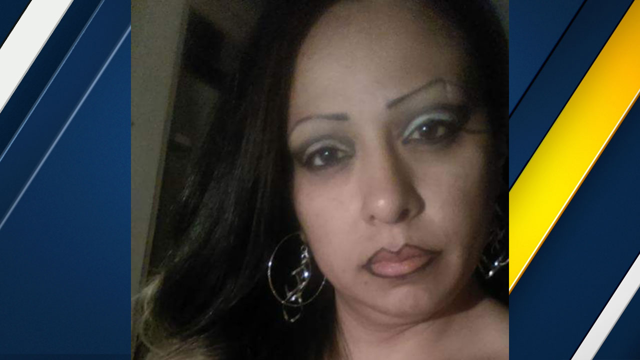 Mom suspected of taking 3 kids from dad's Van Nuys home
