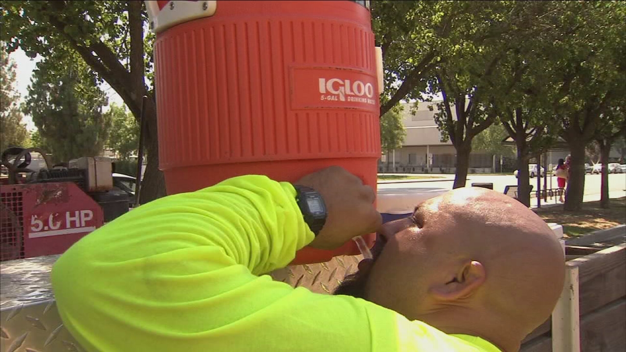 Fresno construction crews bearing brunt of record-breaking heat