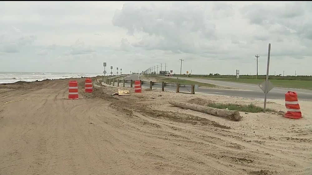 Bolivar Peninsula residents plan to ride out Cindy