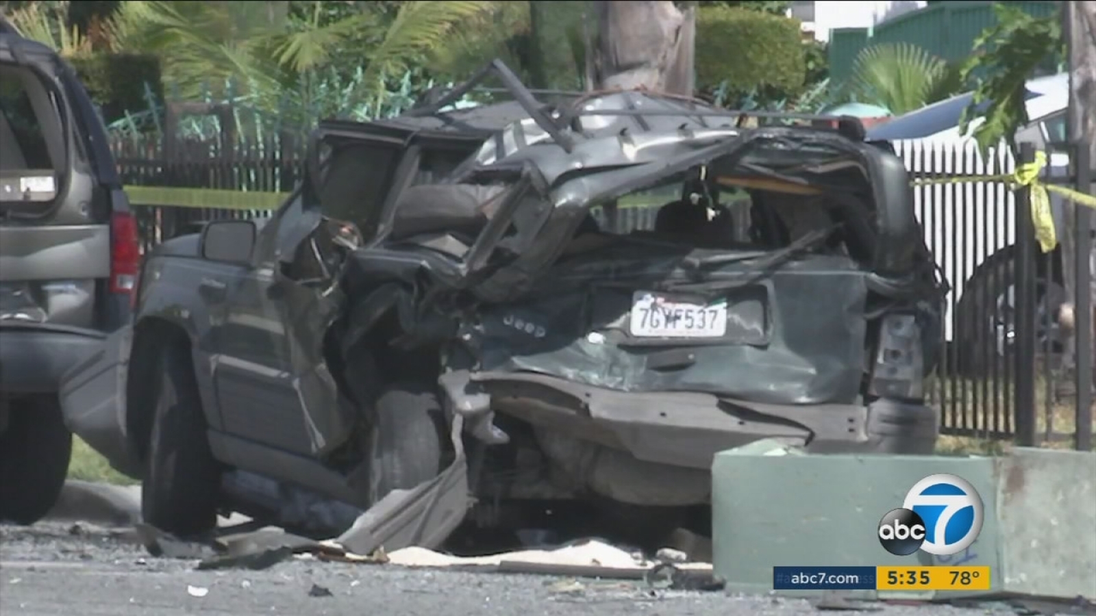 Carjacking suspect shot dead by police after chase in South Gate - ABC7 ...