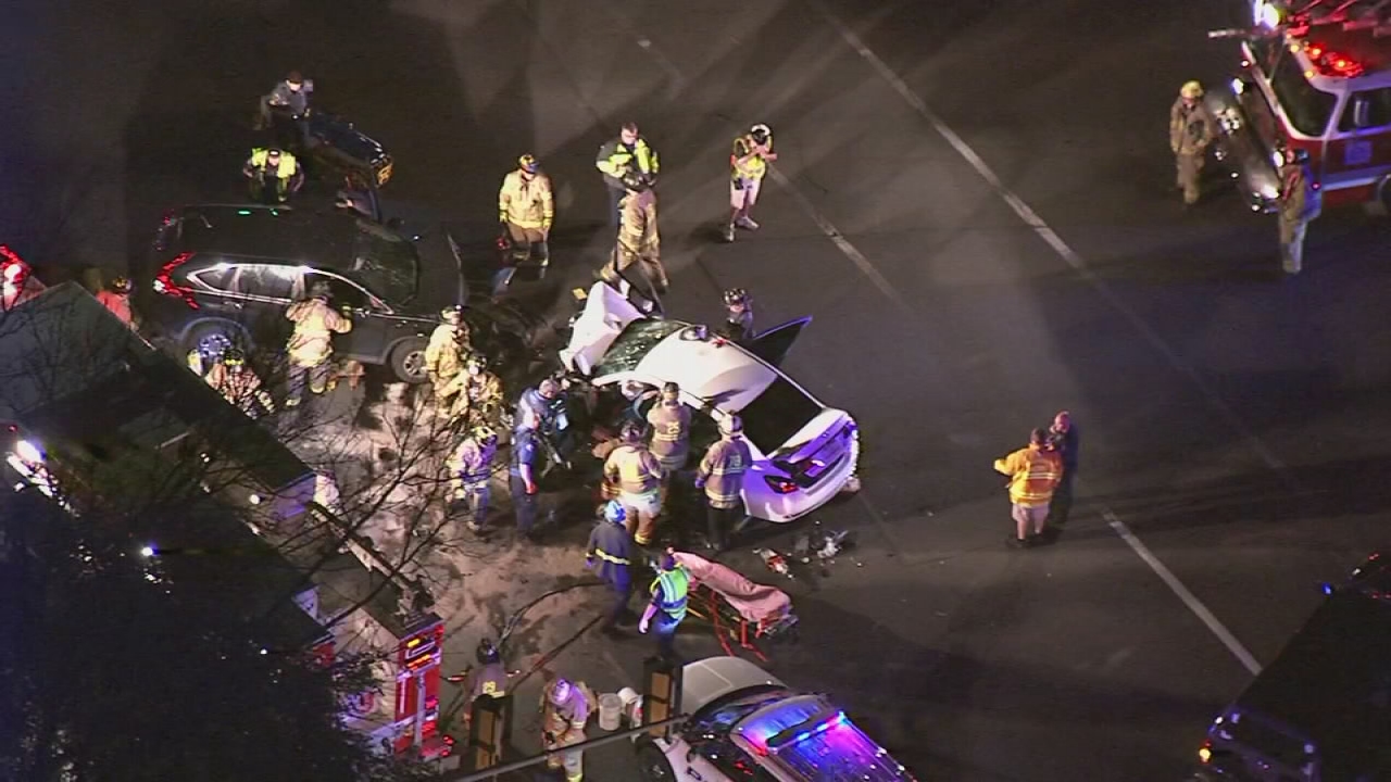 Head-on crash in Horsham, 1 dead, 1 injured