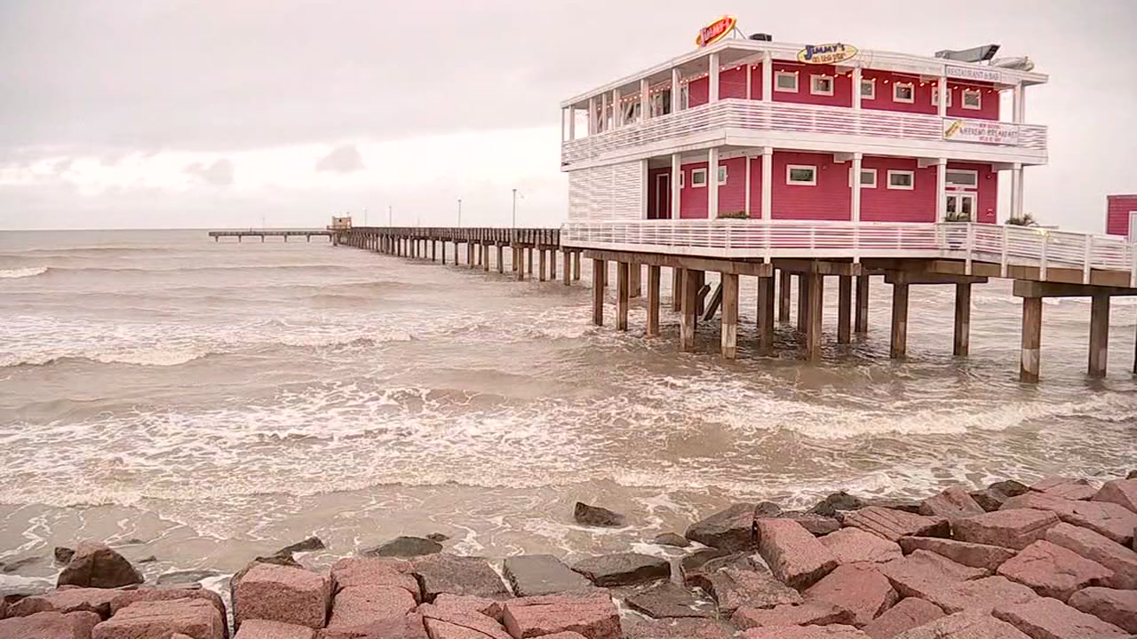 In Galveston, it's business as usual after Cindy