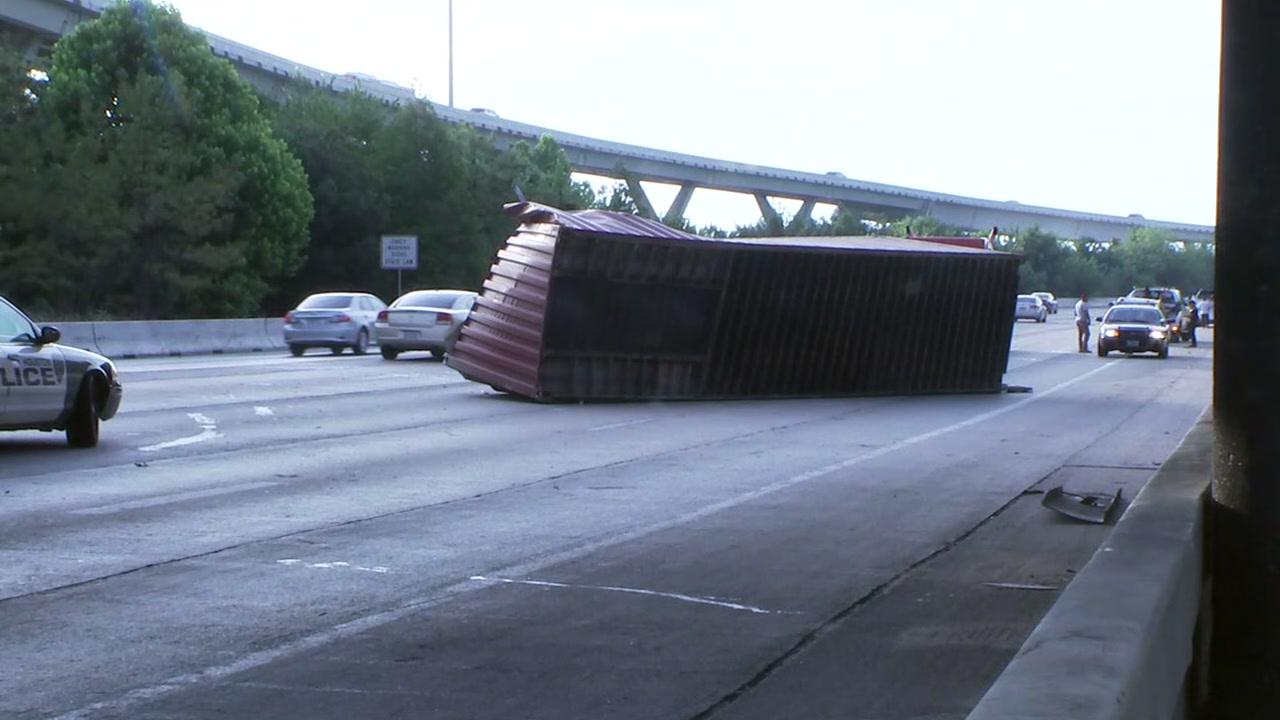 062617-ewn-18wheeler-traffic-I10-vid