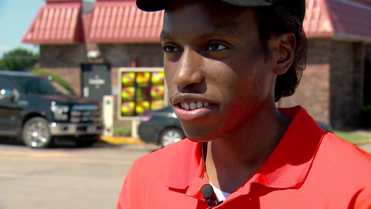 Strangers buy car for Texas man who walked miles to work