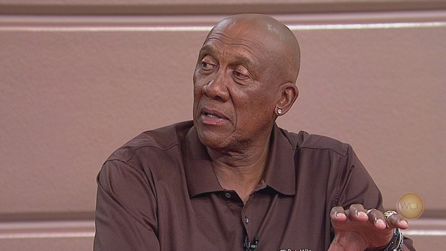 Chicago Cubs Hall of Fame pitcher Ferguson 'Fergie' Jenkins immortalized  with statue outside Wrigley Field - ABC7 Chicago