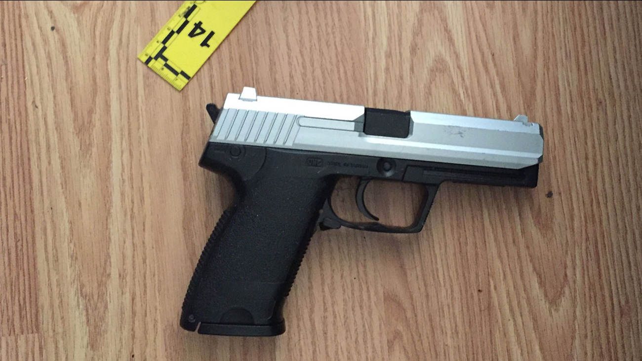 Photo of a replica firearm Burbank police said Marco Cordoza pointed at South Pasadena investigators before they shot him.