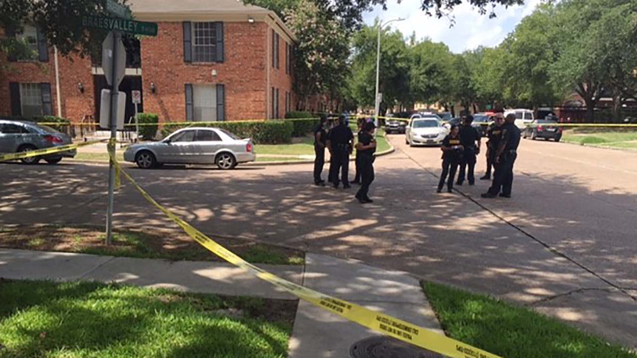 Police on scene of fatal shooting in southwest Houston