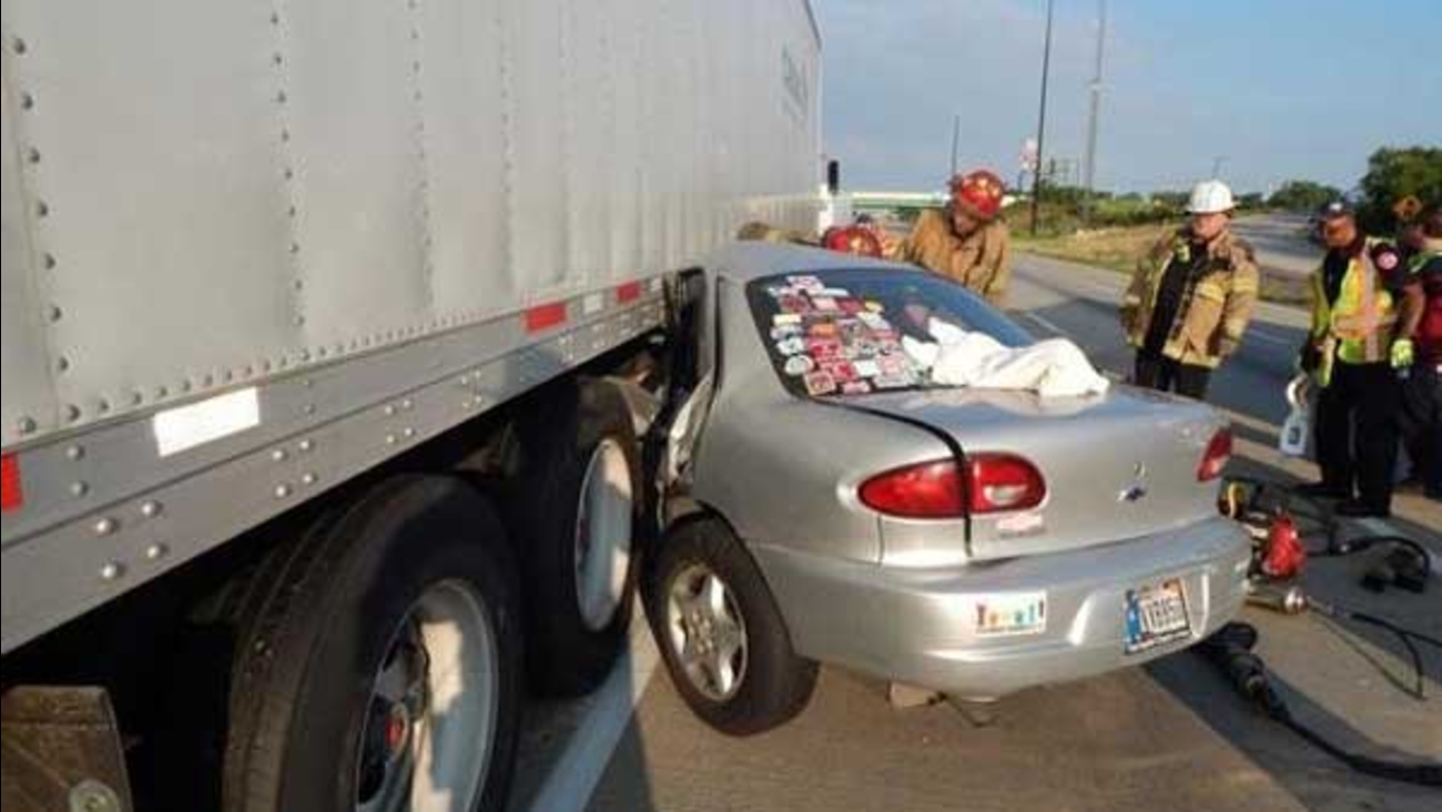 Man seriously injured in Gary crash that crushed car ABC7 Chicago