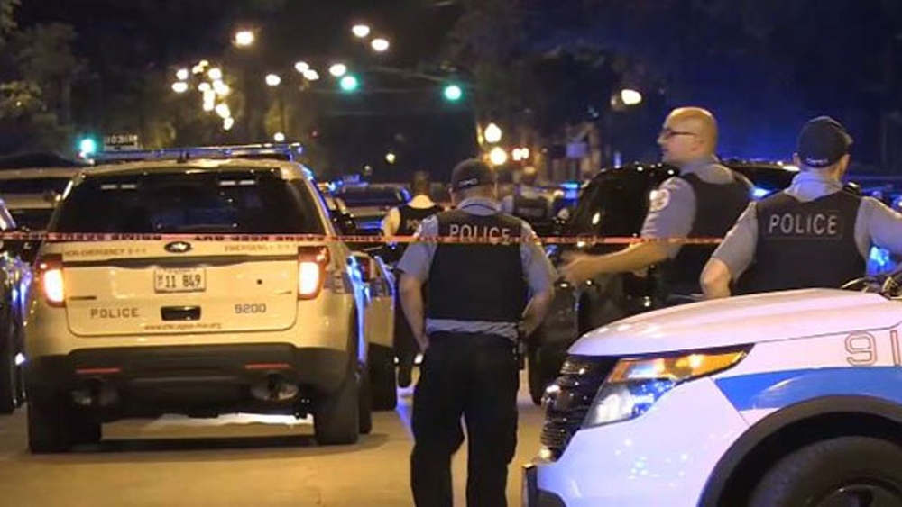 102 shot, 15 fatally, in Chicago over holiday weekend
