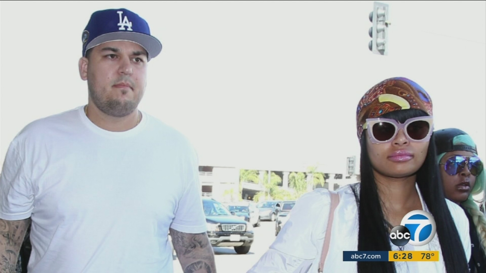 Rob Kardashian posts nude photos of Blac Chyna on Twitter, Instagram in latest feud - ABC7 Los