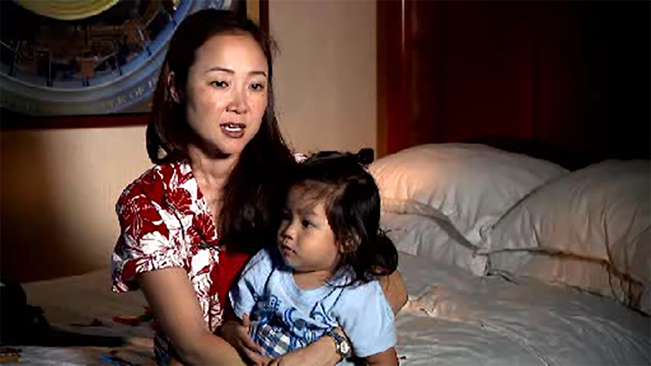 United Airlines forces mom to hold toddler during flight after giving seat away