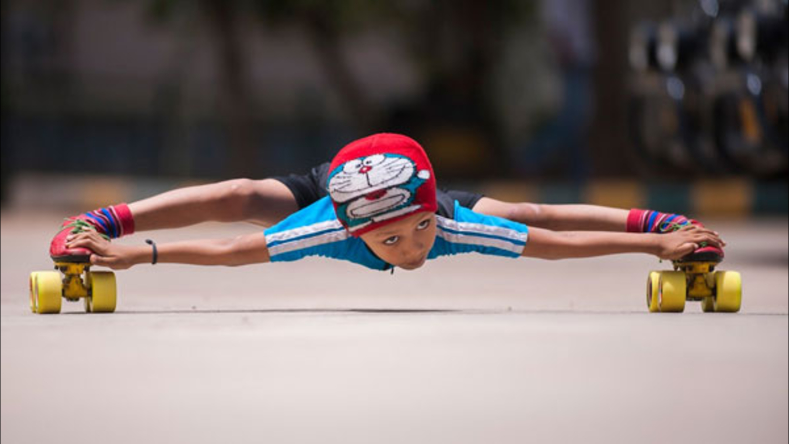 Impressive little boy may set limboskating record ABC7 Los Angeles