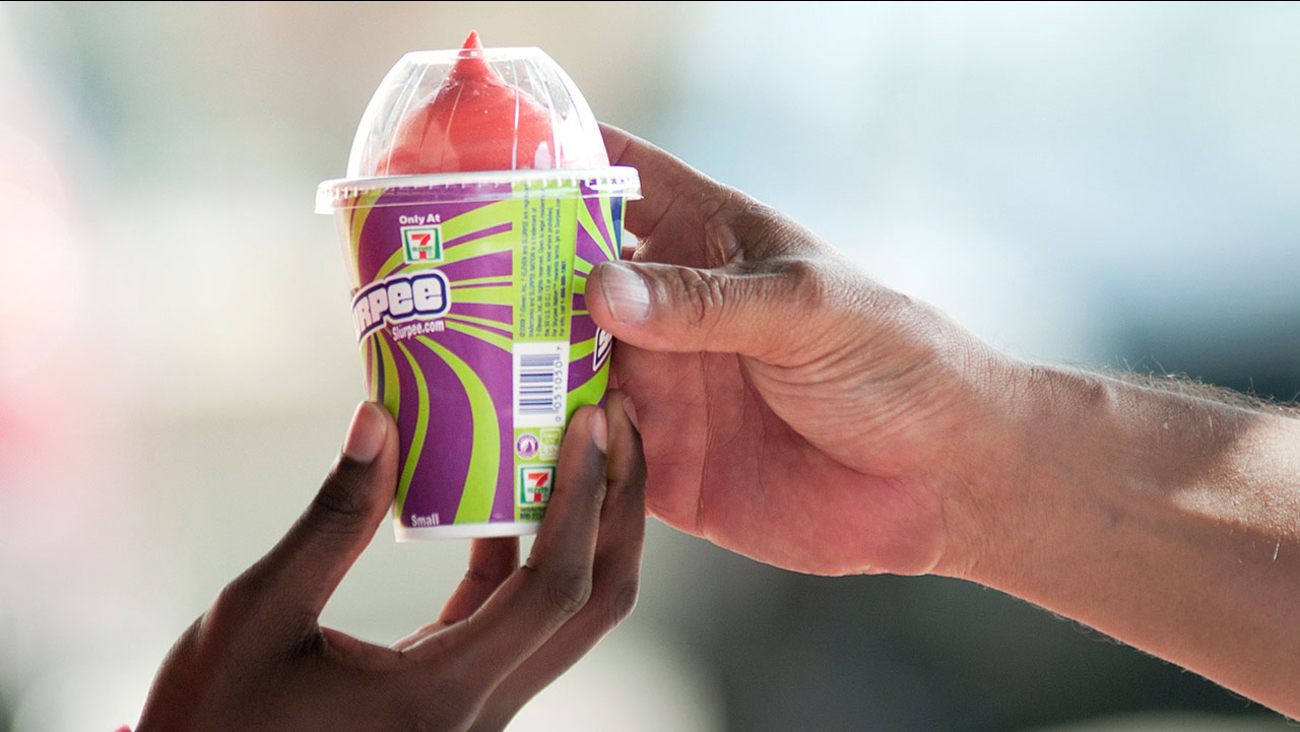 7 Eleven To Celebrate Free Slurpee Day 2018 On 7 11 Abc7 Chicago
