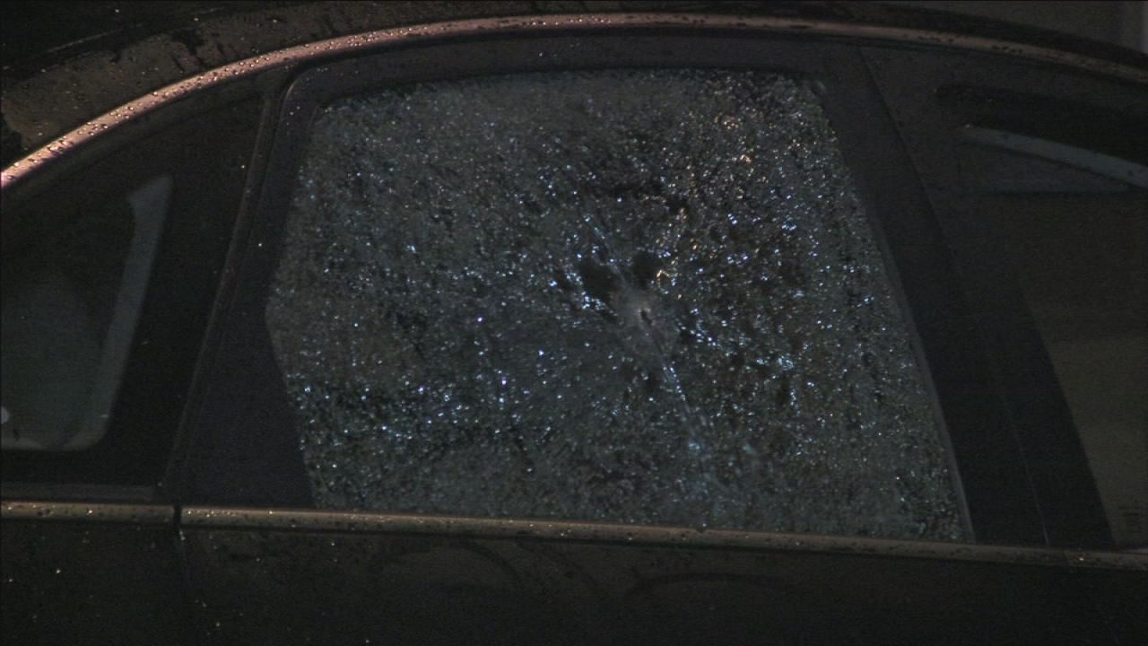 Teens among 3 shot in Strawberry Mansion
