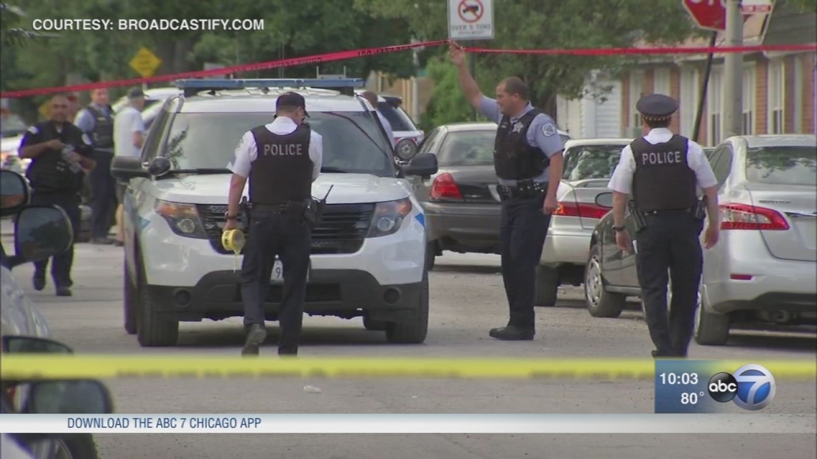 Man fatally shot by Chicago police on NW Side - ABC7 Chicago