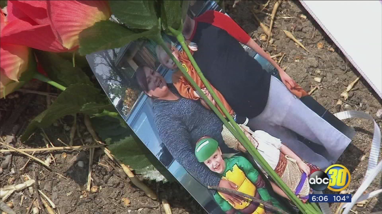 Friends mourn loss after crash near Clovis leaves four dead, including two children 