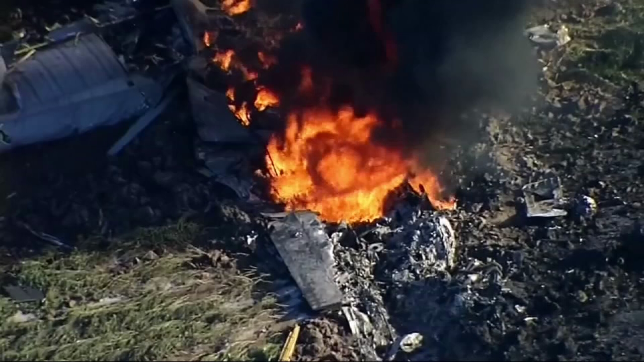 16 dead in military plane crash