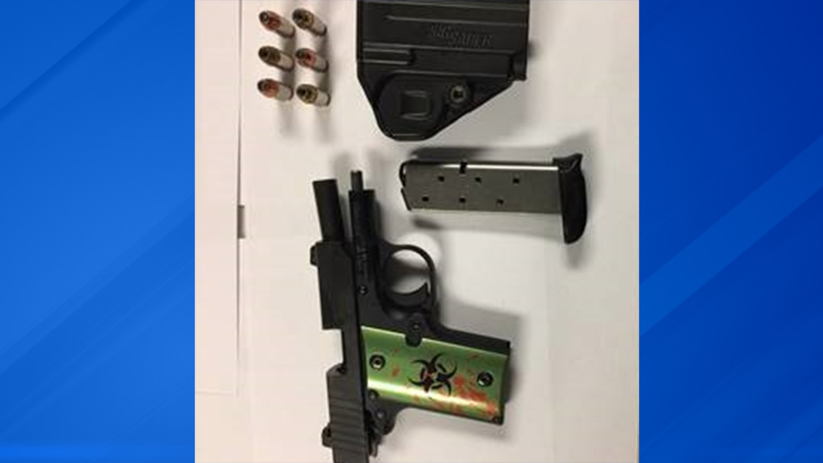 Loaded gun discovered in carry-on luggage at Midway - ABC7 Chicago