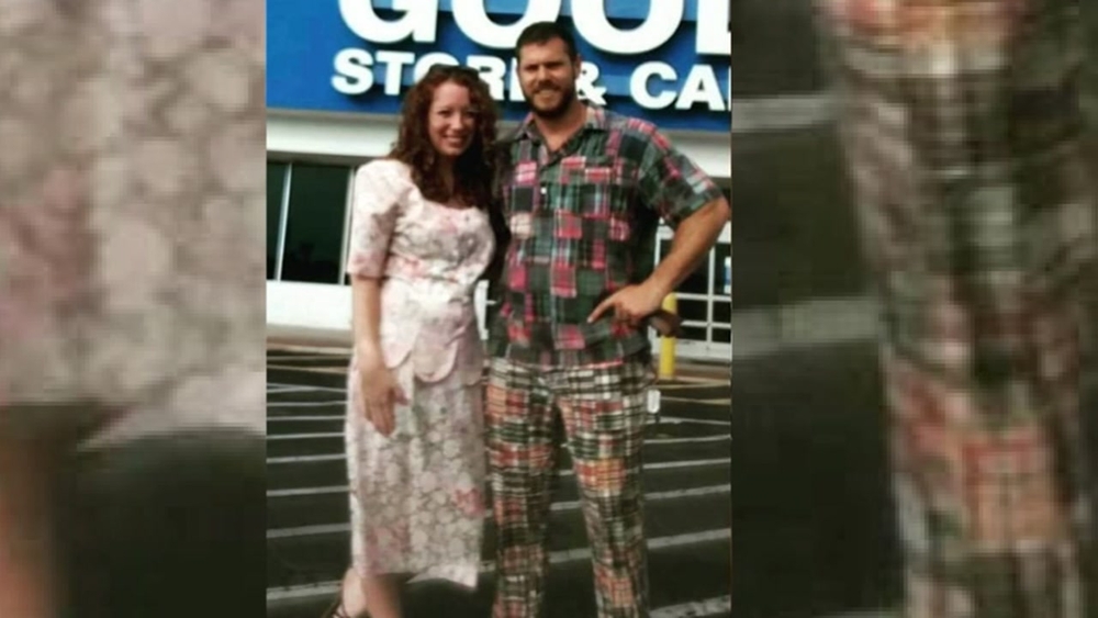 Couple turns tacky outfits into trending date idea