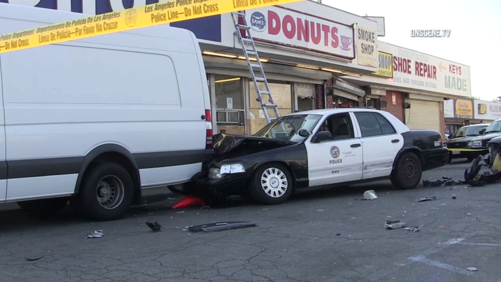 4 LAPD officers injured when cruisers collide in South LA - ABC7 Los ...