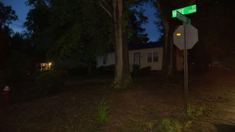 Man reportedly struck and killed by lightning