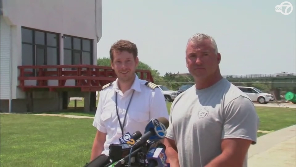 Shane McMahon and his pilot share their story after landing in the water. 