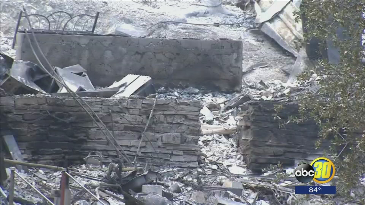 Detwiler Fire's continues rampage through Mariposa County