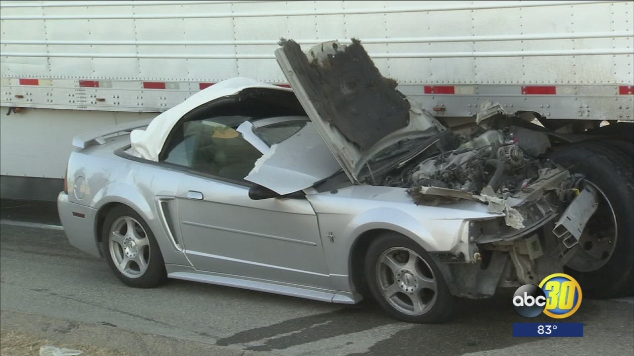 1 person killed after crash on Highway 99 - ABC30 Fresno
