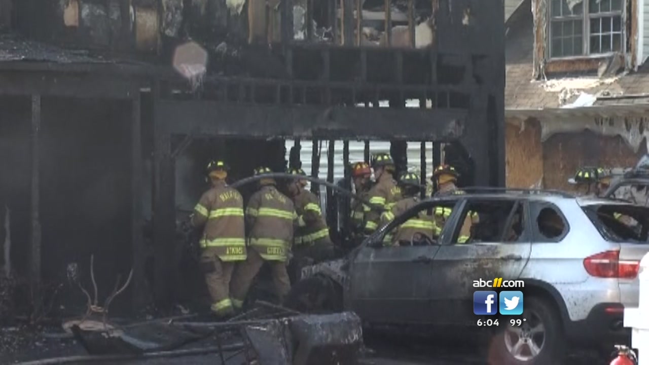 Wake County fire kills 2 pets, displaces family of 5