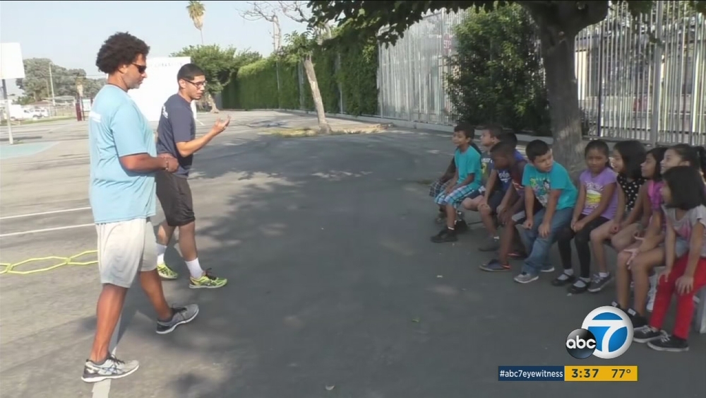 Nonprofit starts Watts kids on road to college