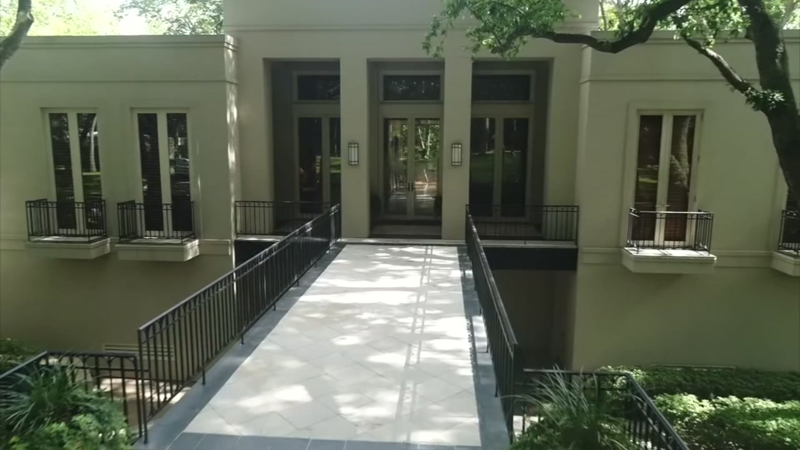 19.5M Lazy Lane mansion hits market in River Oaks ABC13 Houston