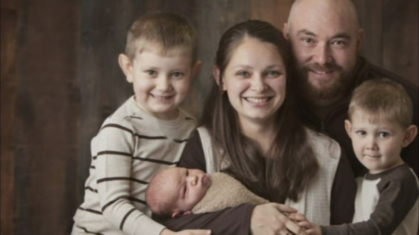 Boy dies after fatal crash that killed pregnant mom, 2 brothers in ...