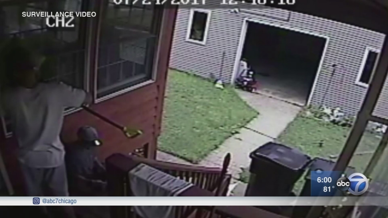 Jefferson Park home burglary caught on security camera - ABC7 Chicago