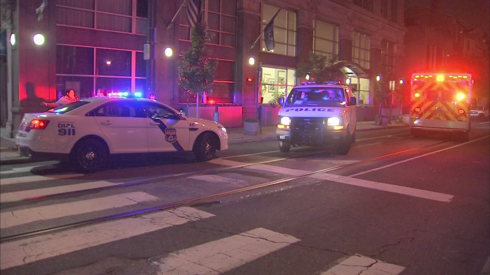 Man stabbed during fight in Center City Philadelphia - 6abc Philadelphia