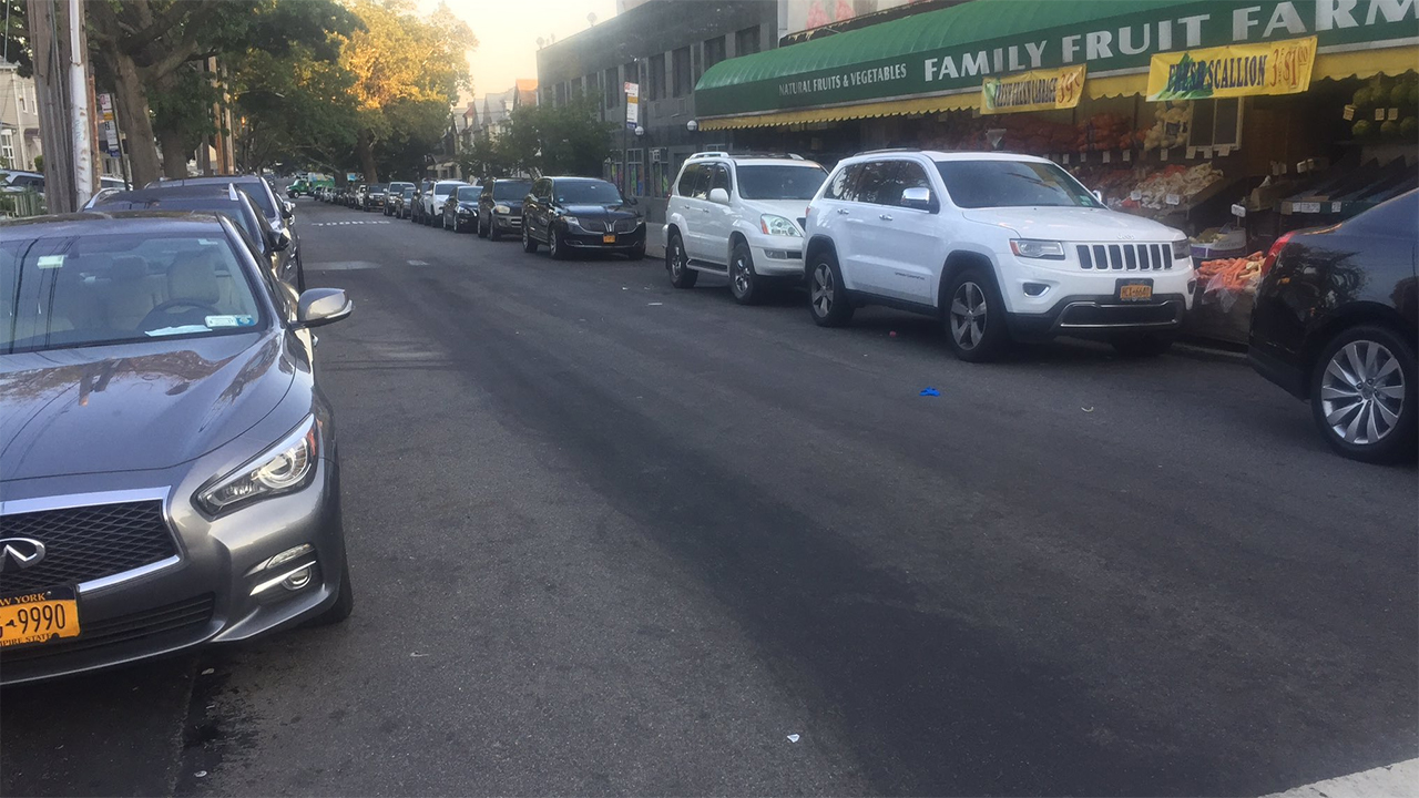 Police search for driver after deadly hit and run in Queens