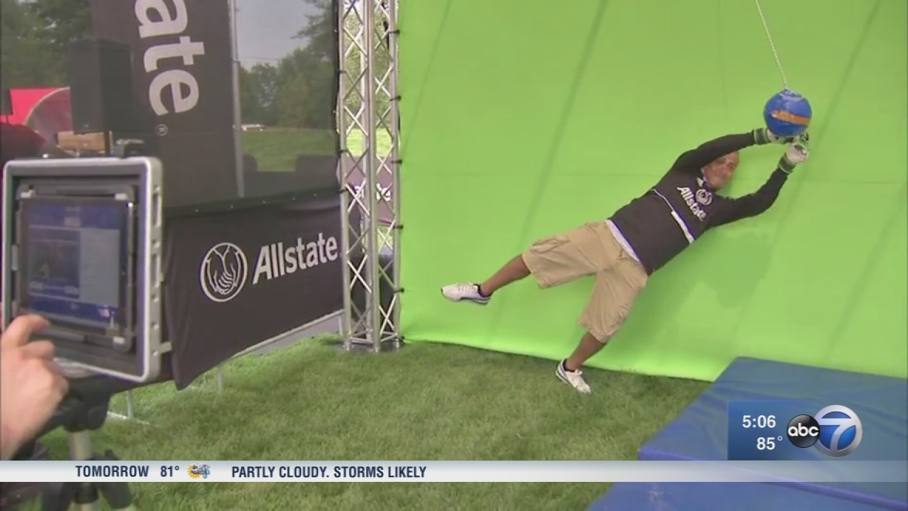 Soccer fans flock to Soldier Field for MLS All-Star Game