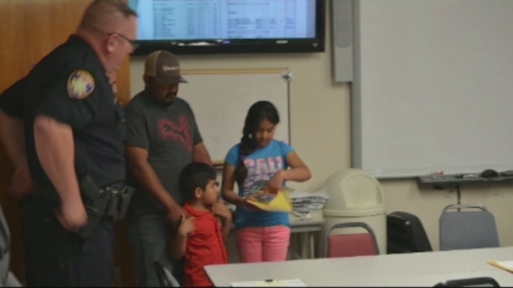 Cops save girl's Disney trip after thieves strike