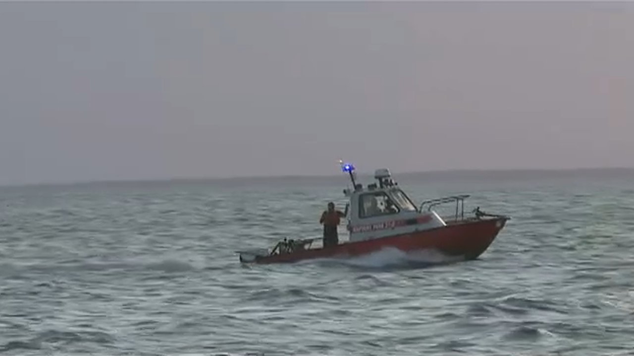 Search for missing kite surfer in Sandy Hook Bay