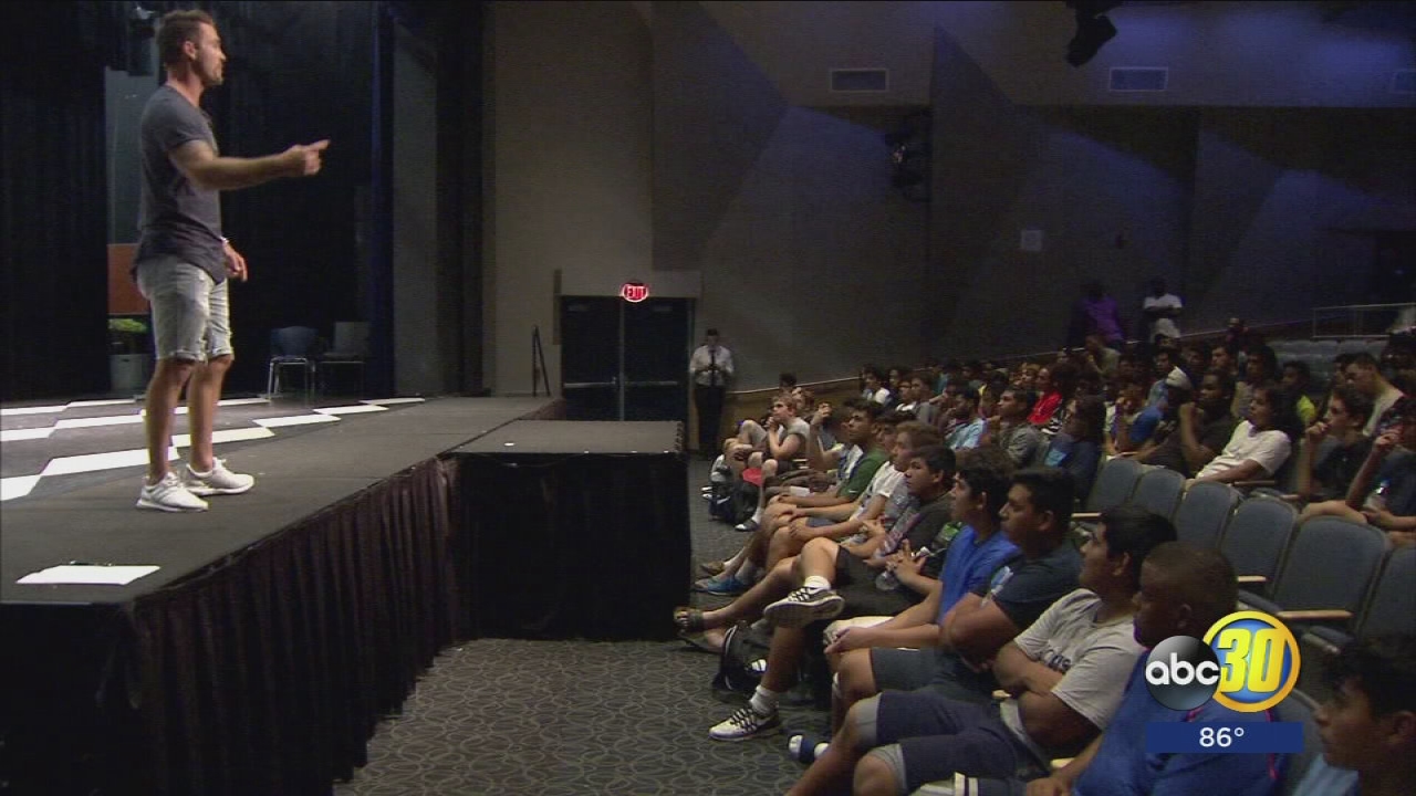 Former pro athlete from Clovis making it his mission to keep kids away from addiction