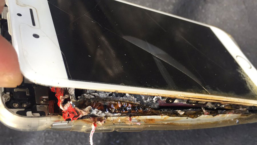 Apple investigating claim Houston woman's iPhone exploded