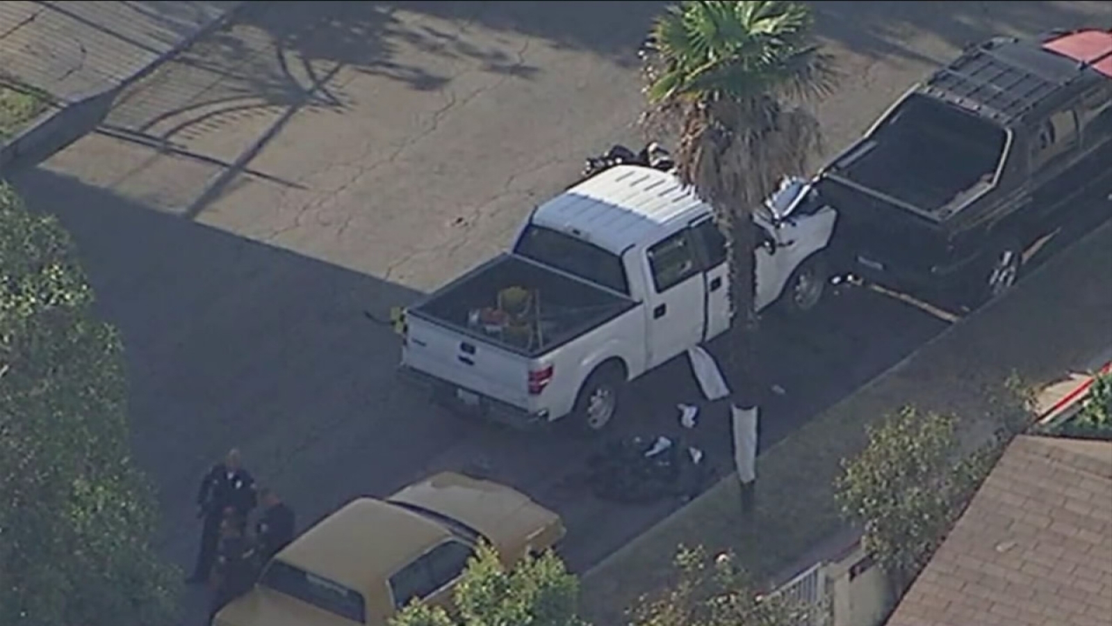 Fatal shooting in Long Beach leads to hourslong barricade - ABC7 Los ...