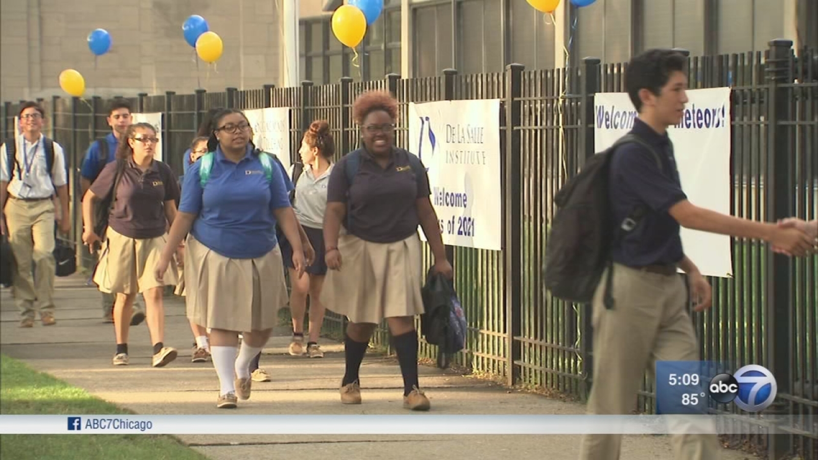 De La Salle Institute goes coed after 128 years ABC7 Chicago