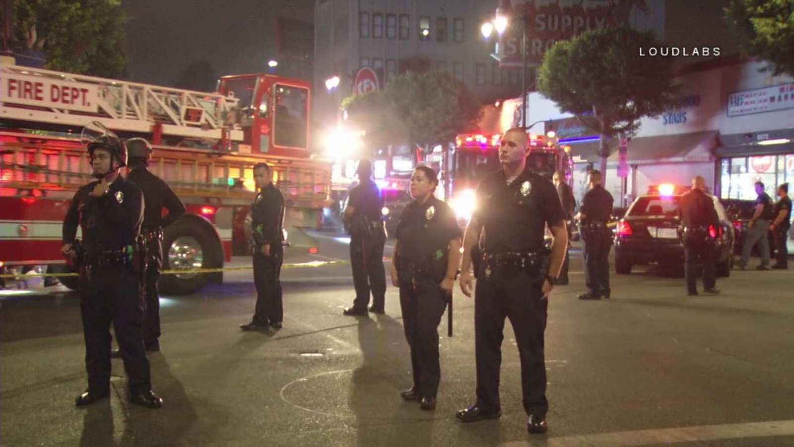 Man wounded after shots ring out on Hollywood Boulevard ABC7 Los Angeles