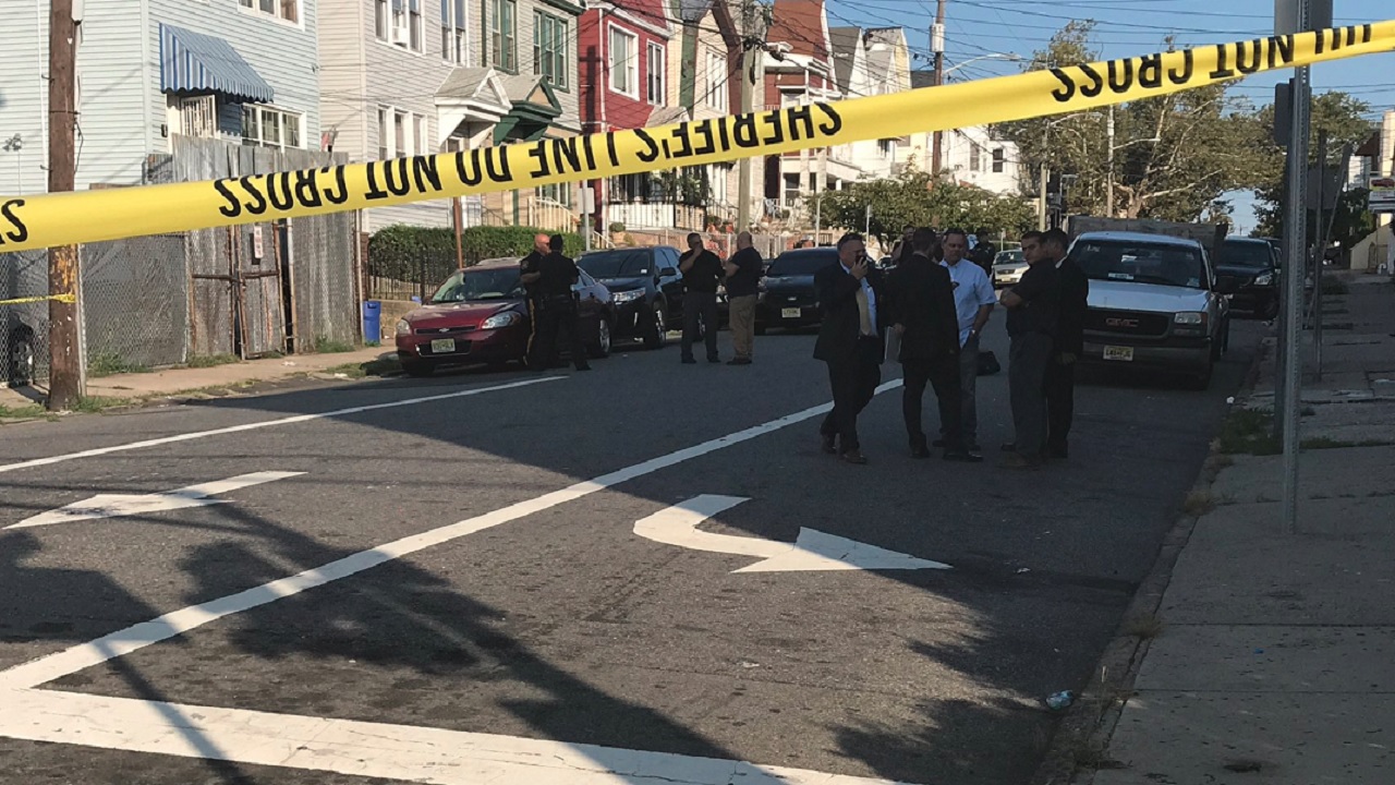 Federal agent attacked by dog, shot in foot in Jersey City