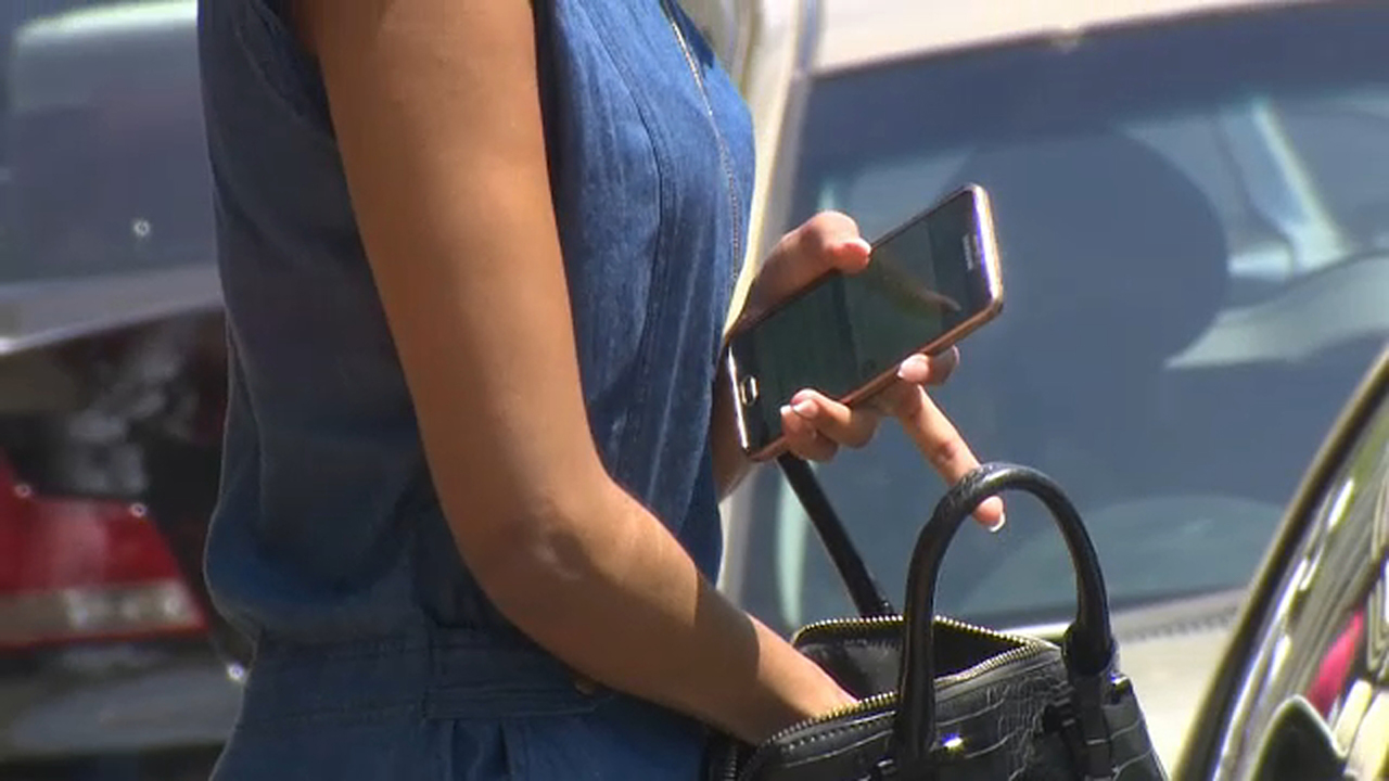 New research on cell phone bacteria